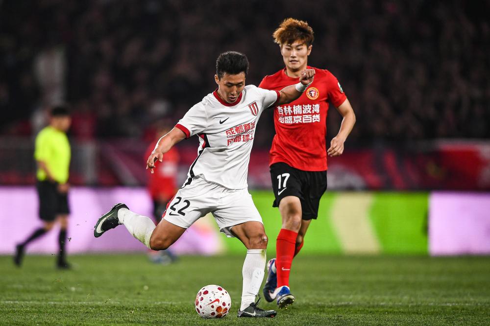 约基奇创历史新纪录 单场40分13助0失误 成NBA首位达成此数据的中锋
